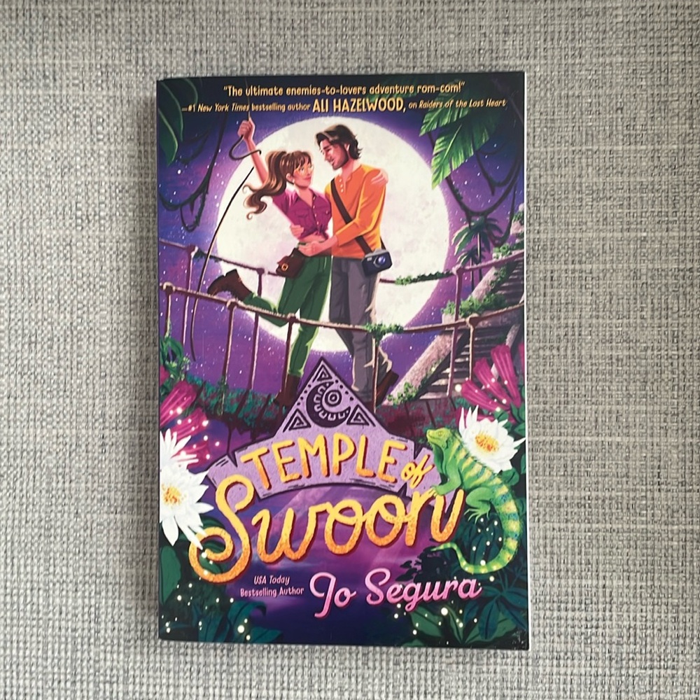 Temple of Swoon • Jo Segura Paperback Book